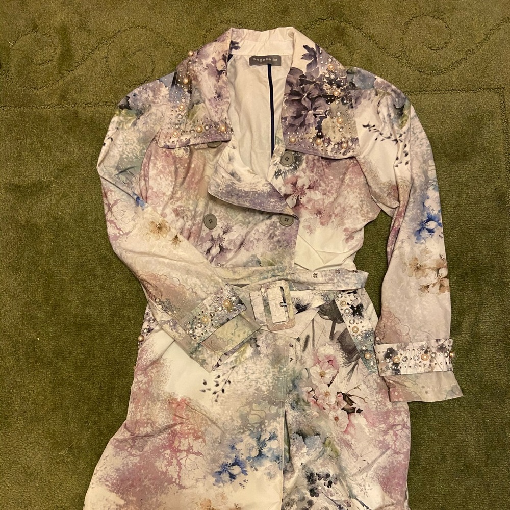 Chic Bagatelle Raincoat